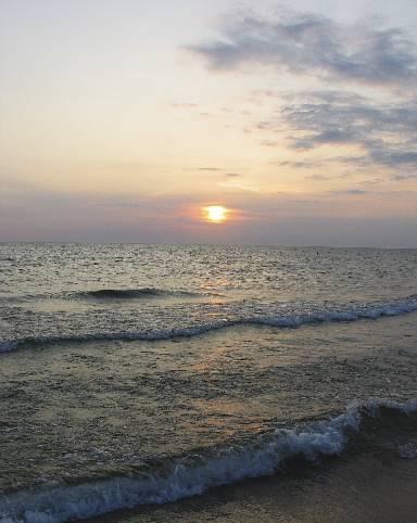 LightningVolt_Lake_Michigan_Sunset